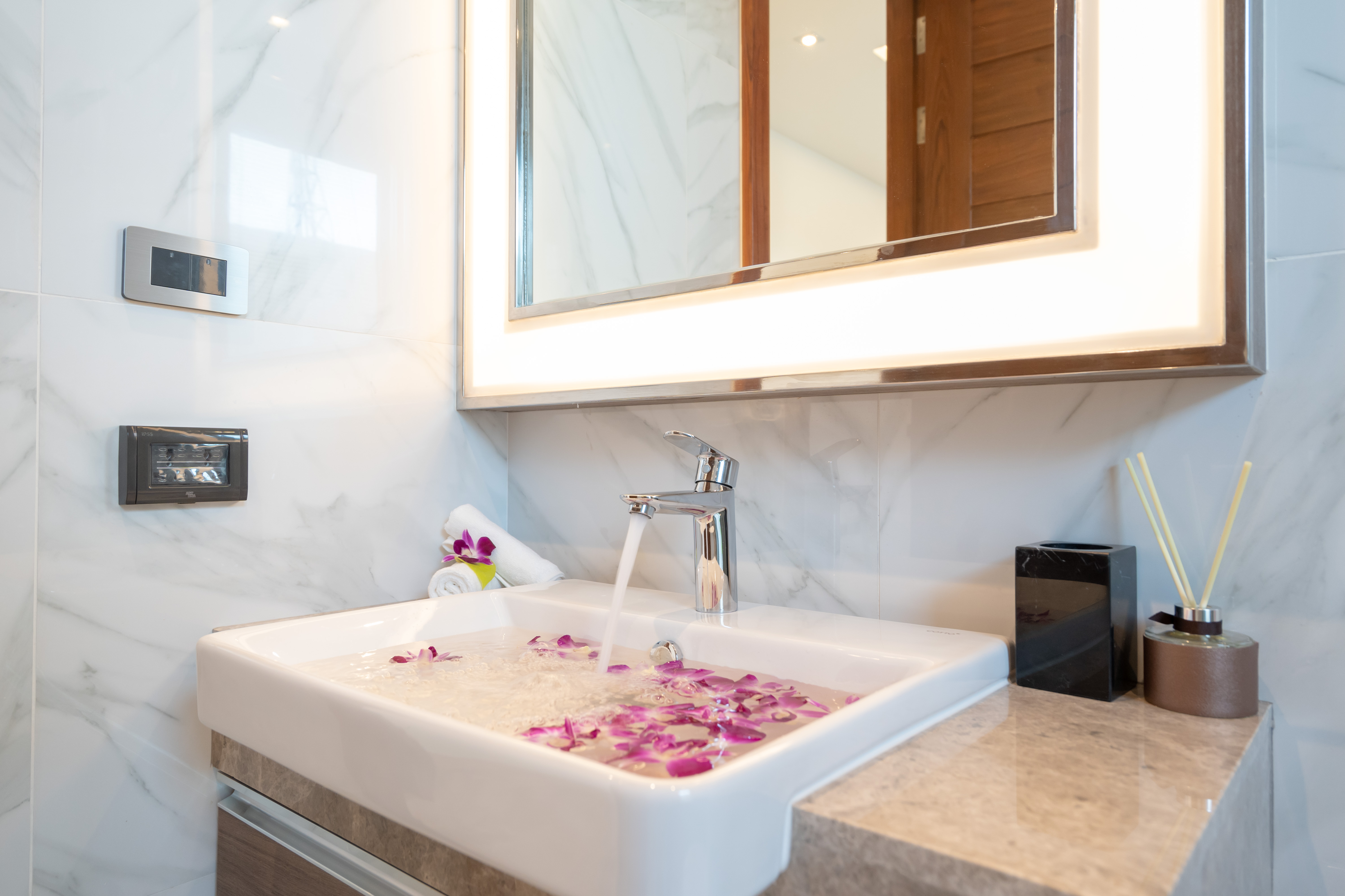 The Breeze villas 90